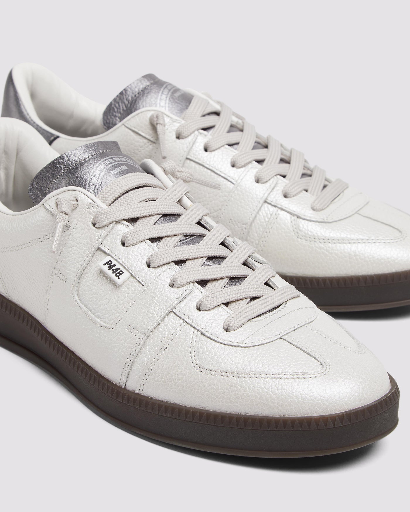 Monza Metal/White