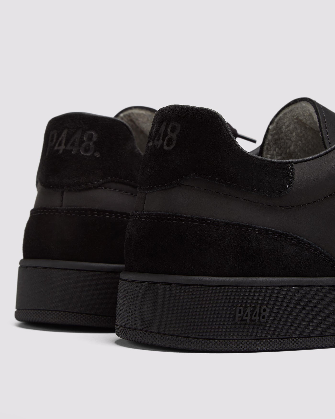 Vert All Black